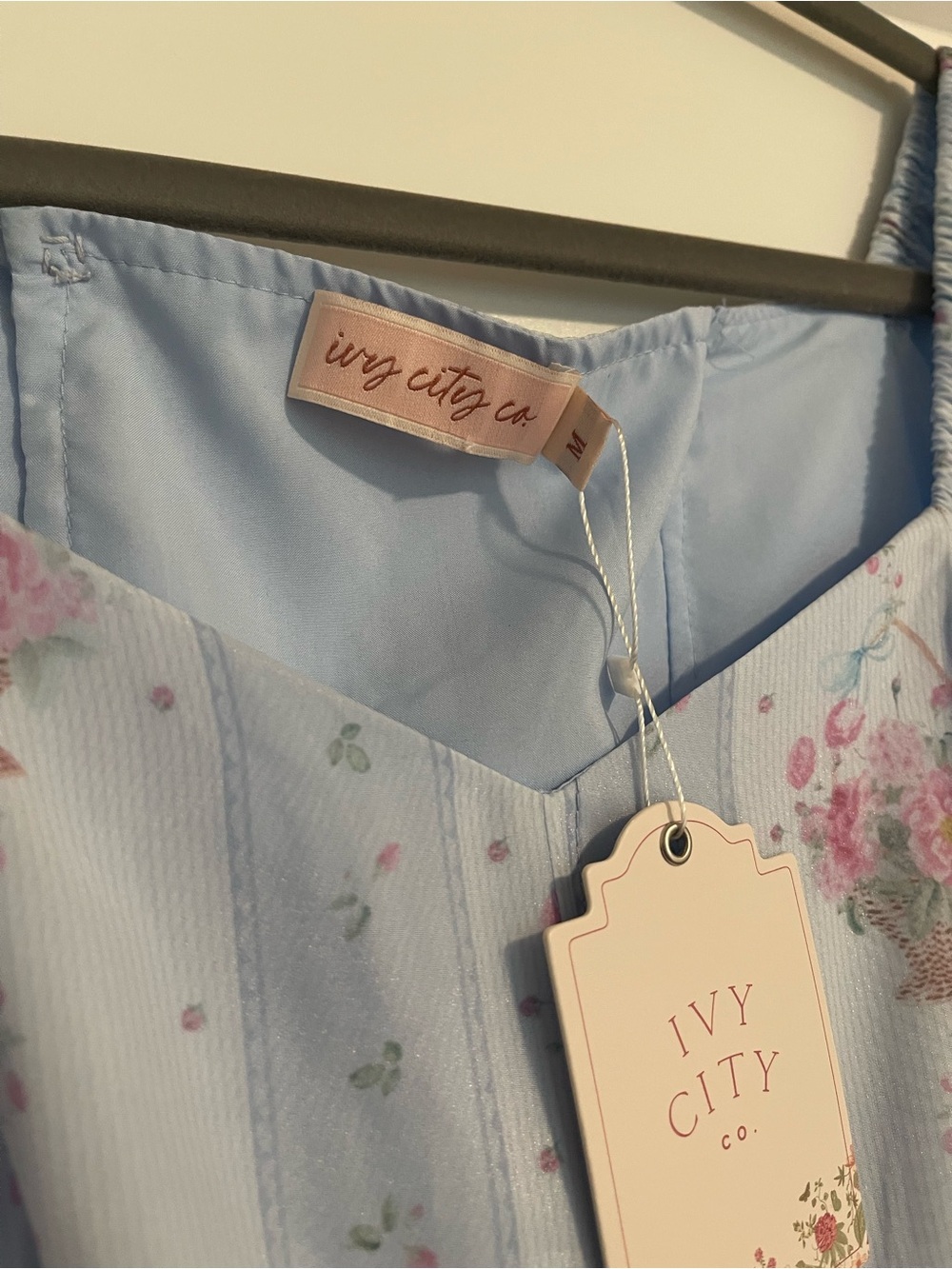 Ivy City Co Light Blue Floral Midi Dress - Picture 5 of 8